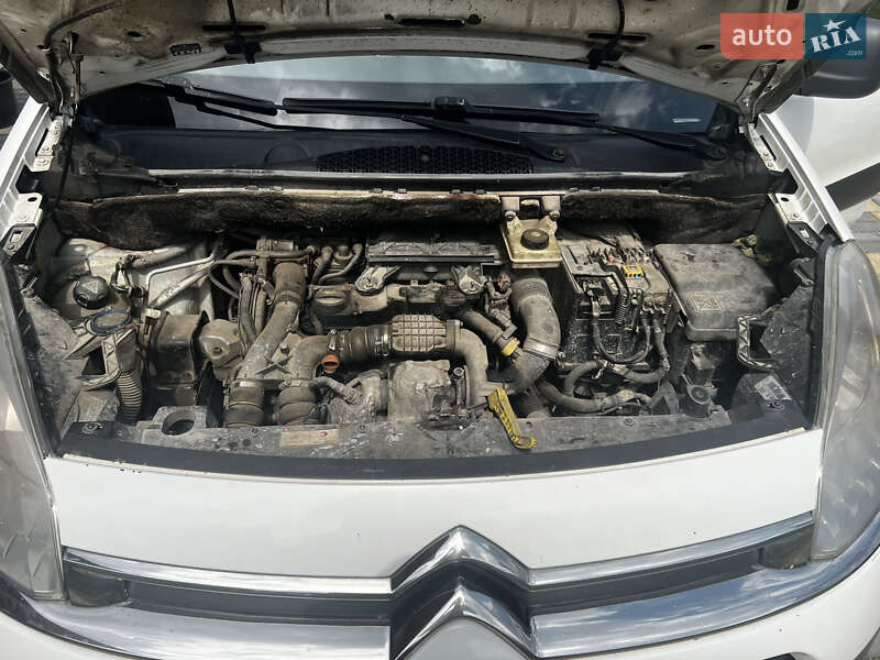 Вантажний фургон Citroen Berlingo 2012 в Львові