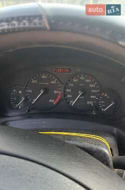 Минивэн Citroen Berlingo 2004 в 