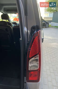 Минивэн Citroen Berlingo 2016 в 
