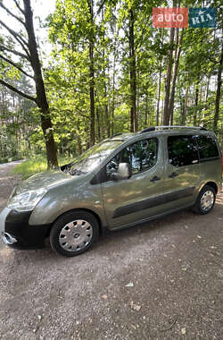 Минивэн Citroen Berlingo 2011 в 