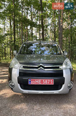 Минивэн Citroen Berlingo 2011 в 