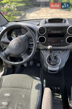Минивэн Citroen Berlingo 2011 в 