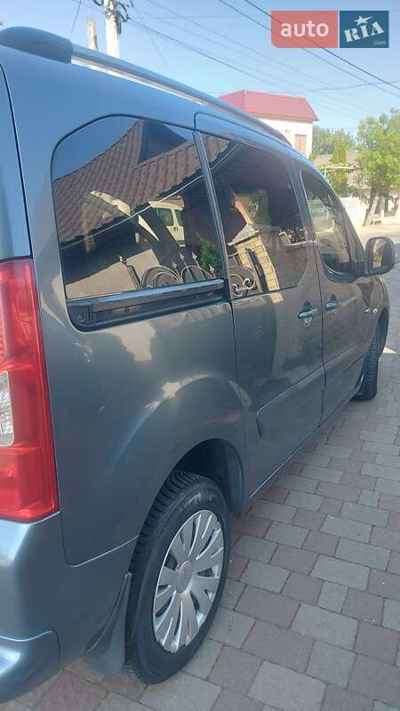 Минивэн Citroen Berlingo 2010 в Хусте