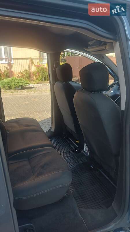 Минивэн Citroen Berlingo 2010 в Хусте