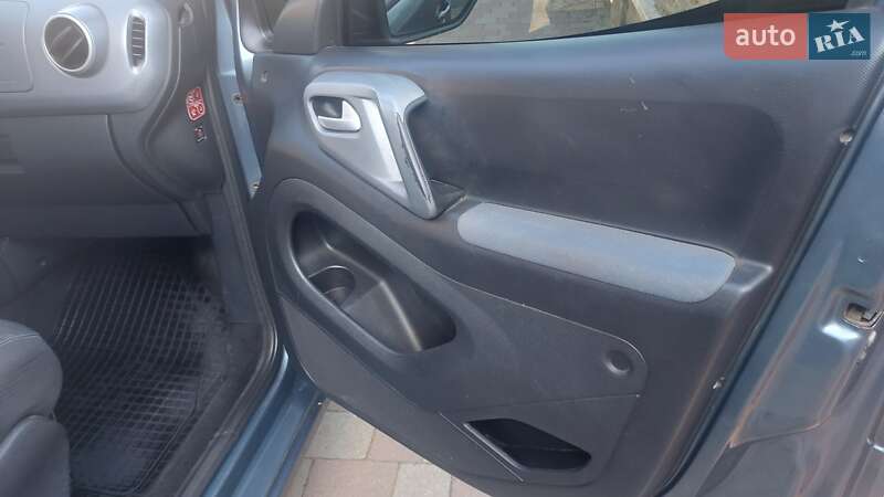 Минивэн Citroen Berlingo 2010 в Хусте