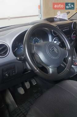 Минивэн Citroen Berlingo 2010 в 