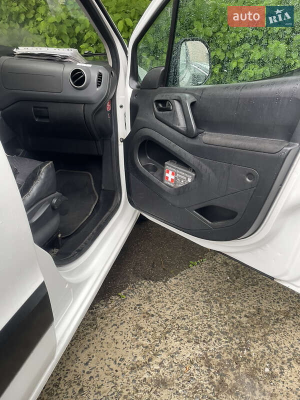 Мінівен Citroen Berlingo 2008 в Рівному