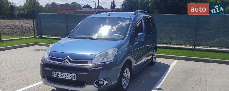Минивэн Citroen Berlingo 2014 в 