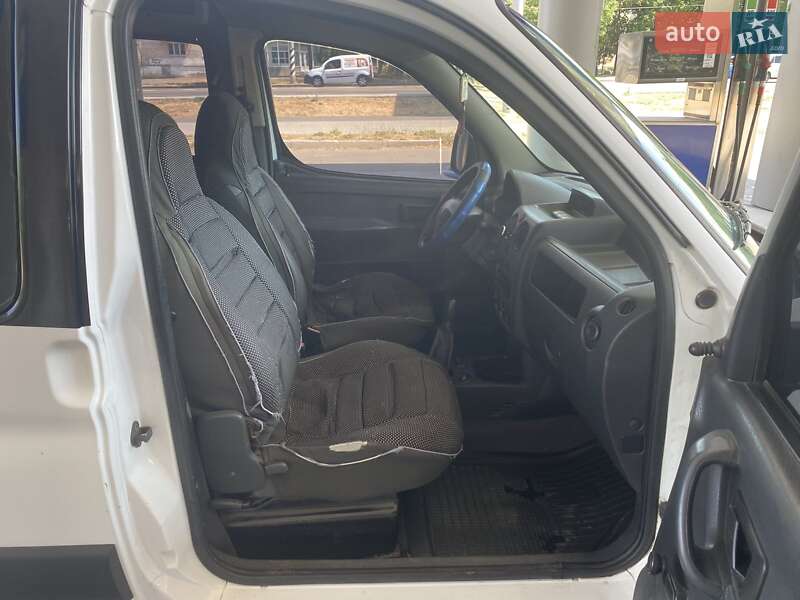 Минивэн Citroen Berlingo 2006 в Николаеве