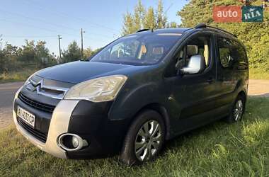 Минивэн Citroen Berlingo 2011 в 
