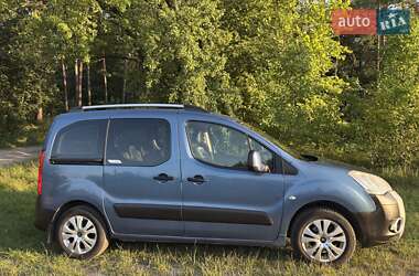 Минивэн Citroen Berlingo 2011 в 