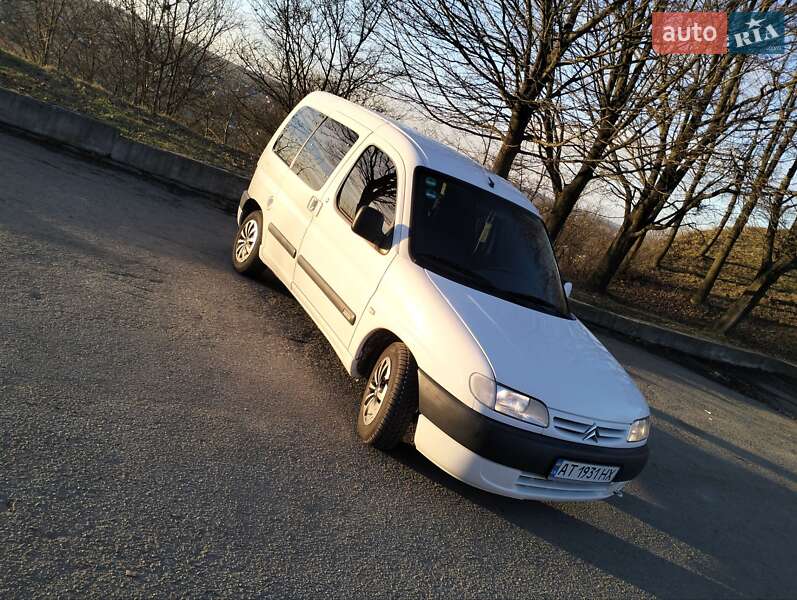 Минивэн Citroen Berlingo 2002 в Бурштыне