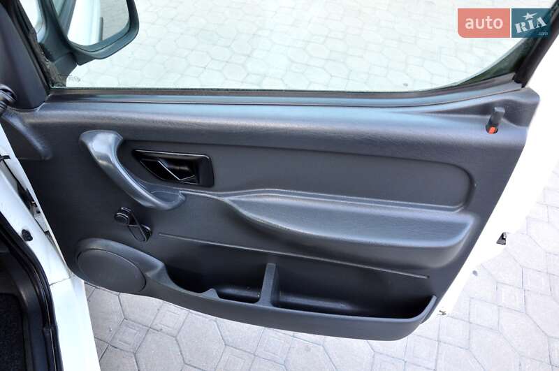 Мінівен Citroen Berlingo 2007 в Львові