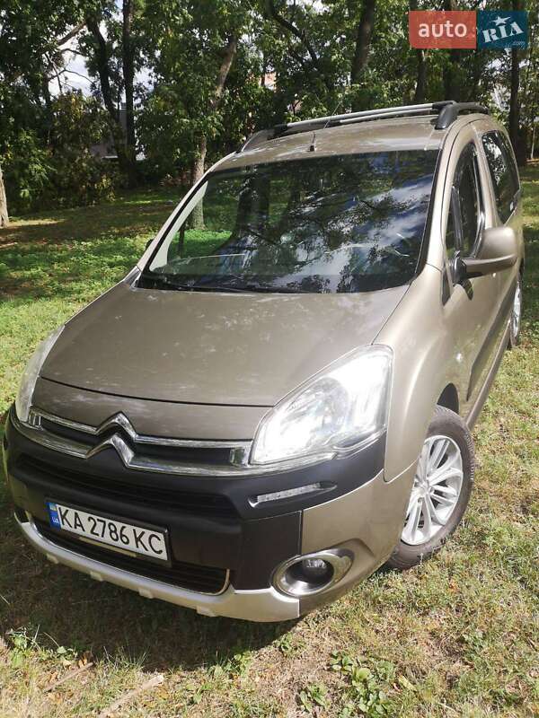 Минивэн Citroen Berlingo 2012 в Киеве