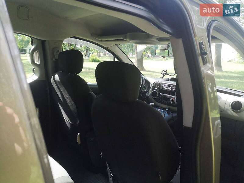 Минивэн Citroen Berlingo 2012 в Киеве