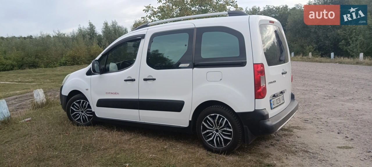 2010 Citroen Berlingo - мініатюра 17