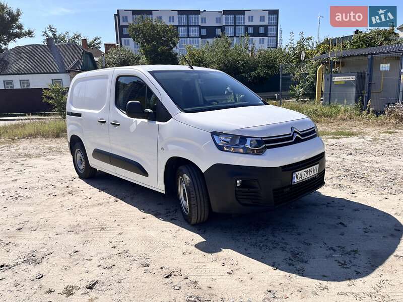 Грузовой фургон Citroen Berlingo 2019 в 