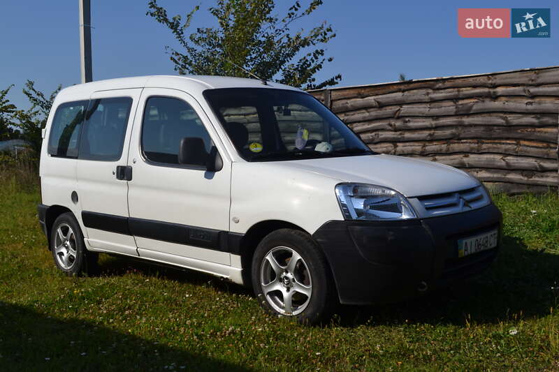 Минивэн Citroen Berlingo 2004 в 