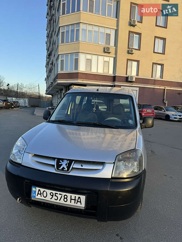 Минивэн Citroen Berlingo 2007 в Киеве