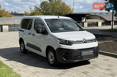 Минивэн Citroen Berlingo 2023 в 