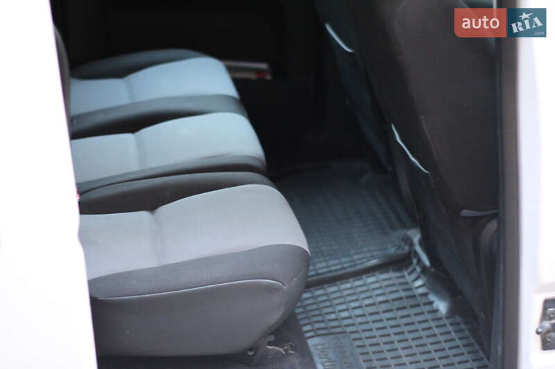 Минивэн Citroen Berlingo 2011 в Славянске