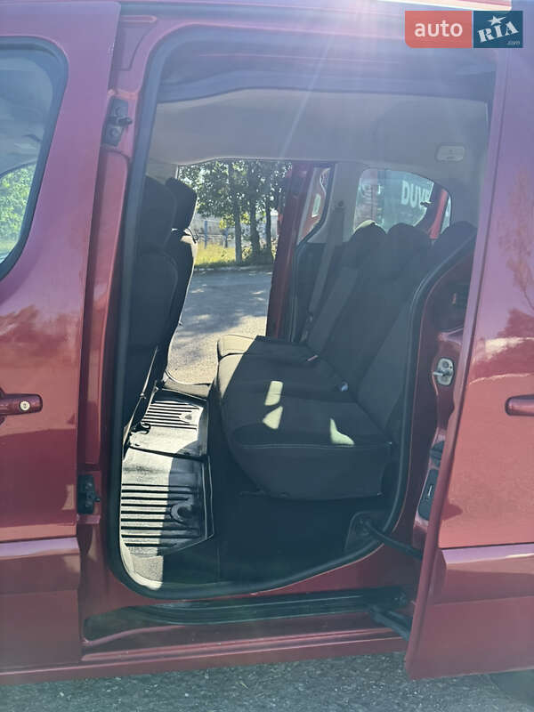 Минивэн Citroen Berlingo 2010 в Черновцах