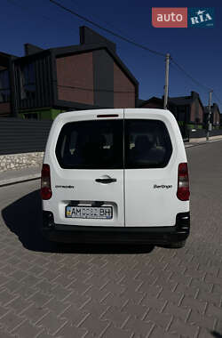 Минивэн Citroen Berlingo 2011 в 