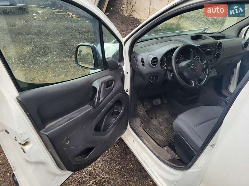 Грузовой фургон Citroen Berlingo 2012 в Николаеве