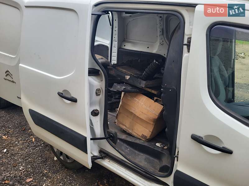 Грузовой фургон Citroen Berlingo 2012 в Николаеве