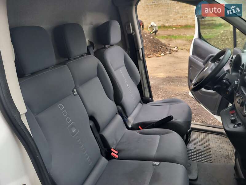 Грузовой фургон Citroen Berlingo 2012 в Николаеве