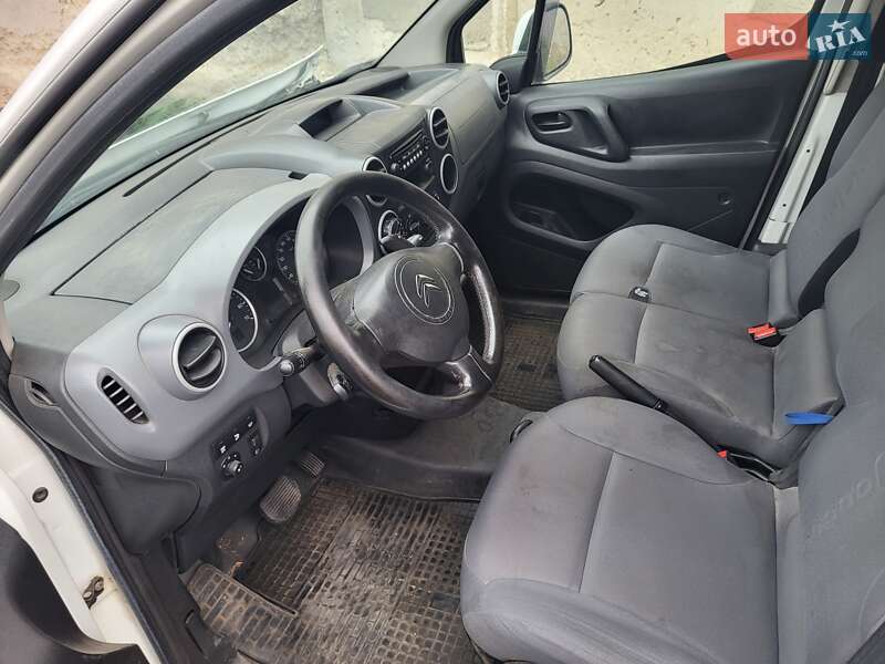 Грузовой фургон Citroen Berlingo 2012 в Николаеве