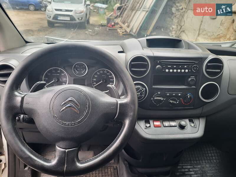 Грузовой фургон Citroen Berlingo 2012 в Николаеве
