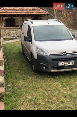 Минивэн Citroen Berlingo 2015 в Ужгороде