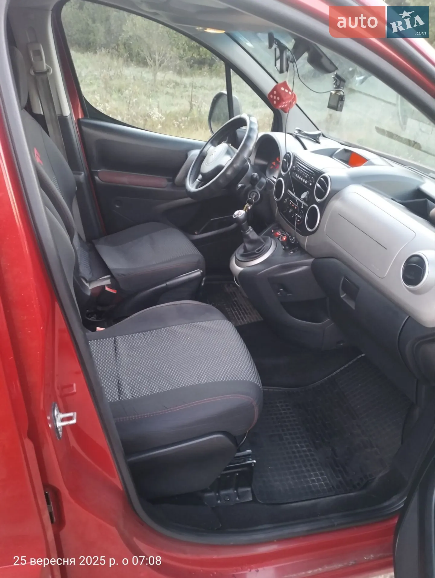 2010 Citroen Berlingo - мініатюра 24