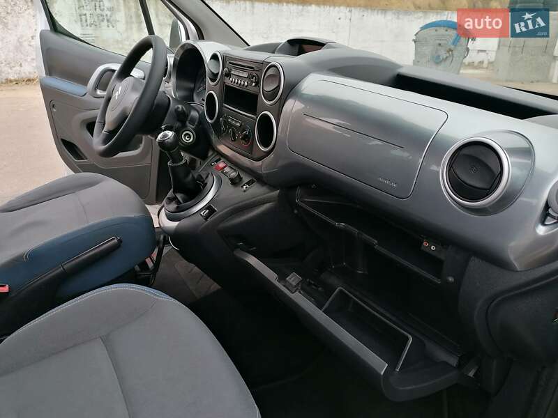 Минивэн Citroen Berlingo 2010 в Латовке