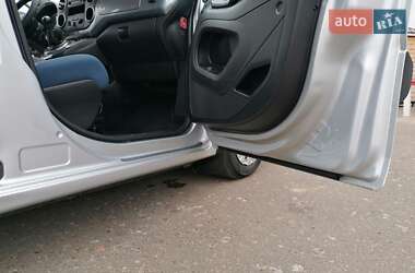 Минивэн Citroen Berlingo 2010 в 
