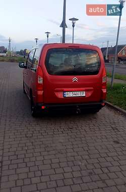 Мінівен Citroen Berlingo 2011 в  фото 2 Мінівен Citroen Berlingo 2011 в