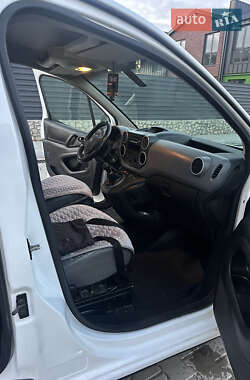 Минивэн Citroen Berlingo 2011 в 