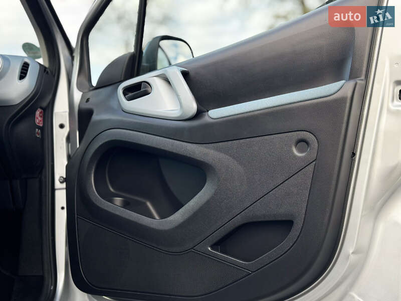Мінівен Citroen Berlingo 2015 в Дрогобичі фото 43 Мінівен Citroen Berlingo 2015 в Дрогобичі