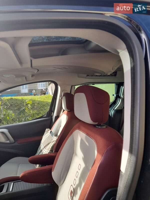 Мінівен Citroen Berlingo 2010 в Чернівцях