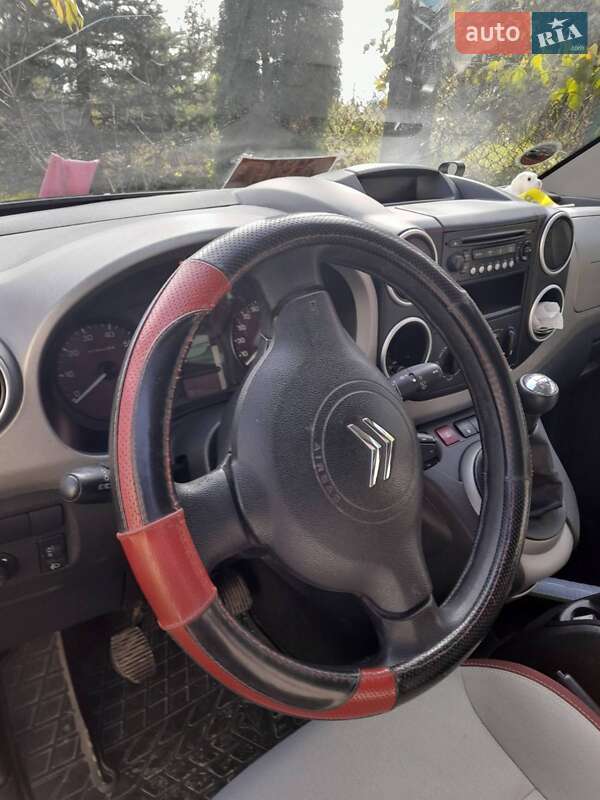 Мінівен Citroen Berlingo 2010 в Чернівцях