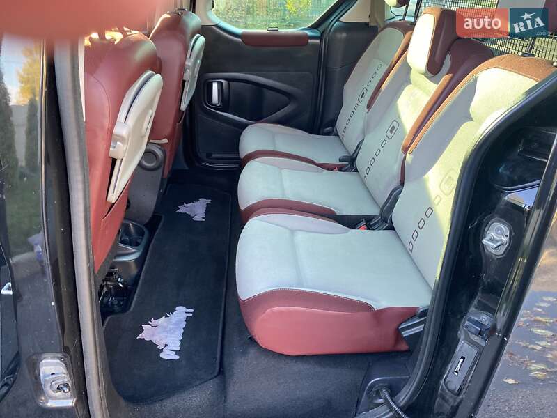 Мінівен Citroen Berlingo 2009 в Тальному фото 24 Мінівен Citroen Berlingo 2009 в Тальному