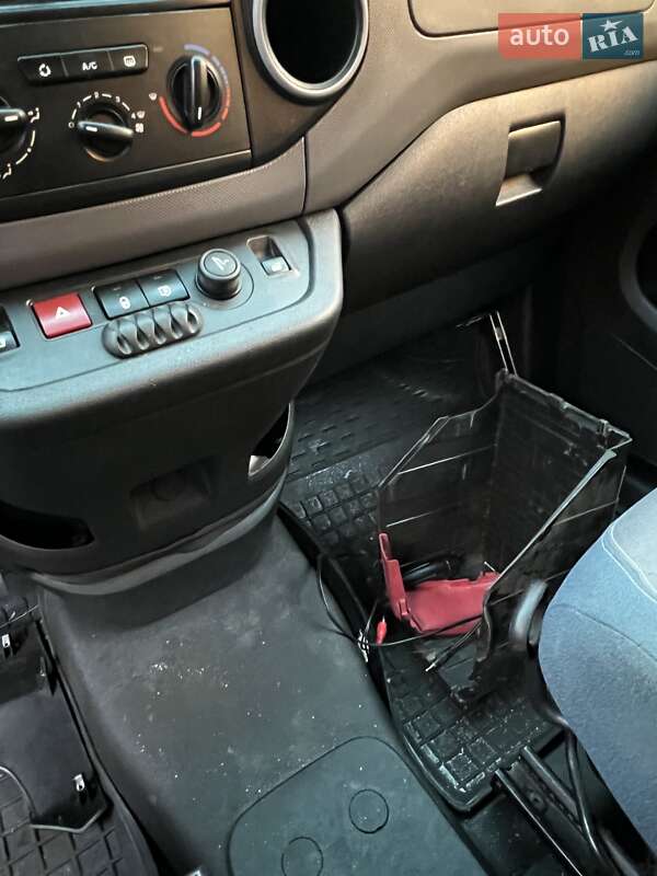 Мінівен Citroen Berlingo 2012 в Києві