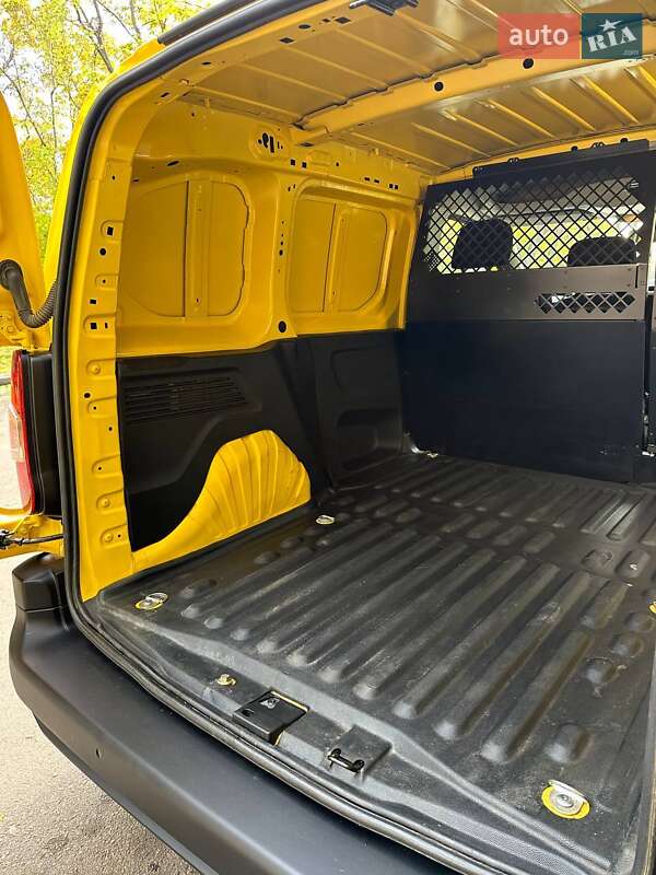 Грузовой фургон Citroen Berlingo 2019 в Одессе фото 12 Грузовой фургон Citroen Berlingo 2019 в Одессе