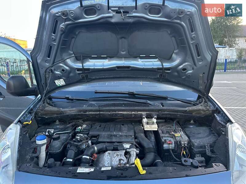 Мінівен Citroen Berlingo 2008 в Нововолинську