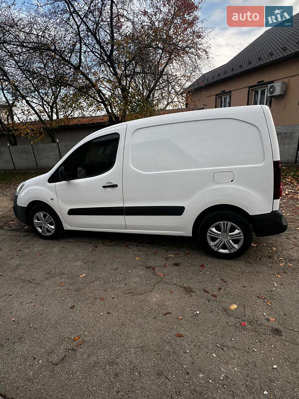 Грузовой фургон Citroen Berlingo 2015 в Новоселице фото 5 Грузовой фургон Citroen Berlingo 2015 в Новоселице