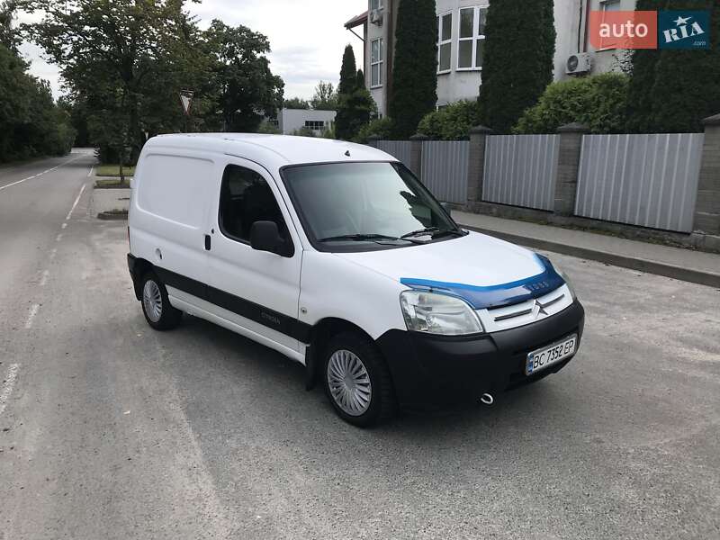 Вантажний фургон Citroen Berlingo 2007 в Львові