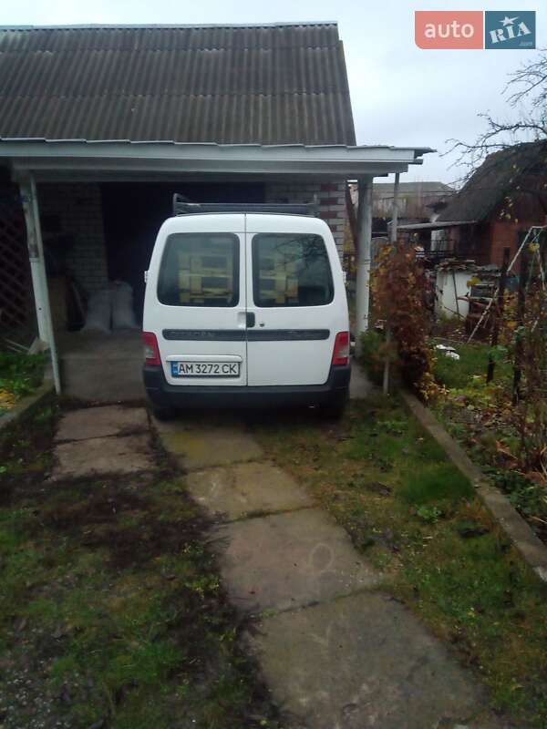 Грузовой фургон Citroen Berlingo 2007 в Миргороде фото 3 Грузовой фургон Citroen Berlingo 2007 в Миргороде