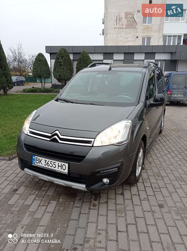 Минивэн Citroen Berlingo 2016 в Сарнах фото 21 Минивэн Citroen Berlingo 2016 в Сарнах