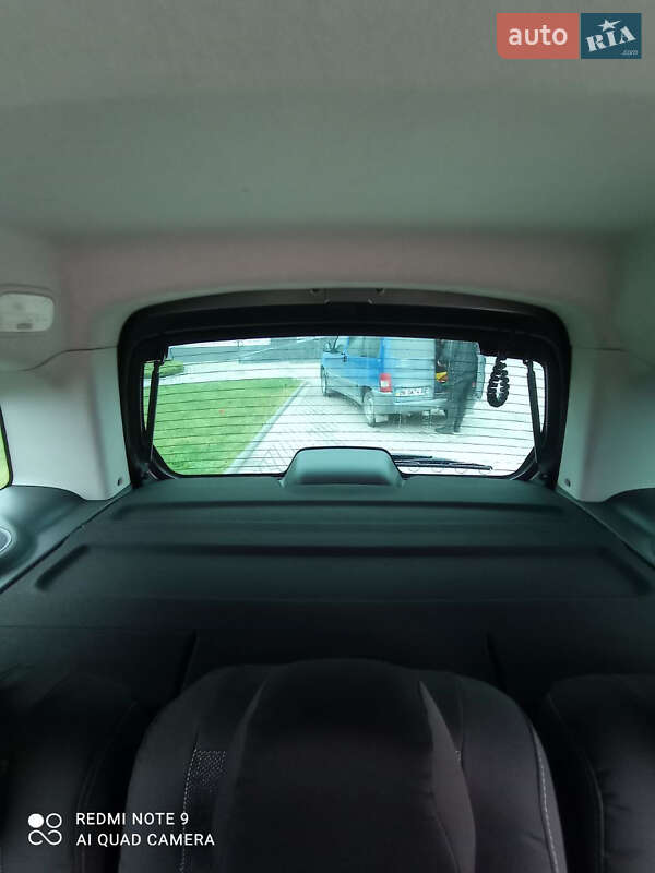 Минивэн Citroen Berlingo 2016 в Сарнах фото 34 Минивэн Citroen Berlingo 2016 в Сарнах